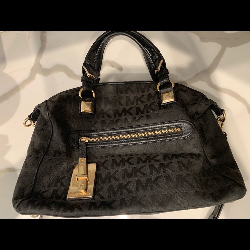 Michael Kors - Picture 3 of 3